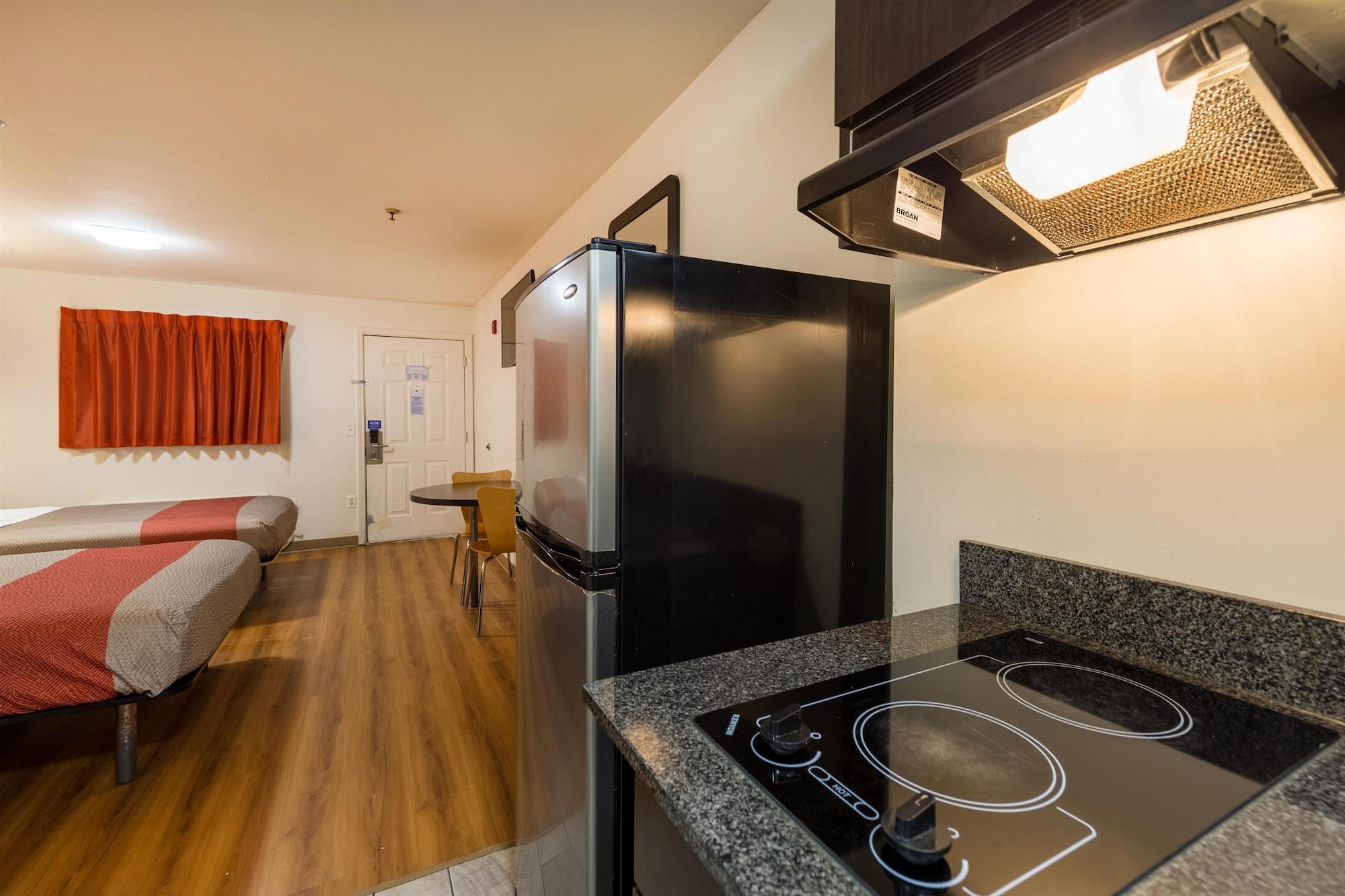 6-greenville, Sc Hotel